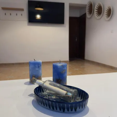 Del Mare Semesterbostad *