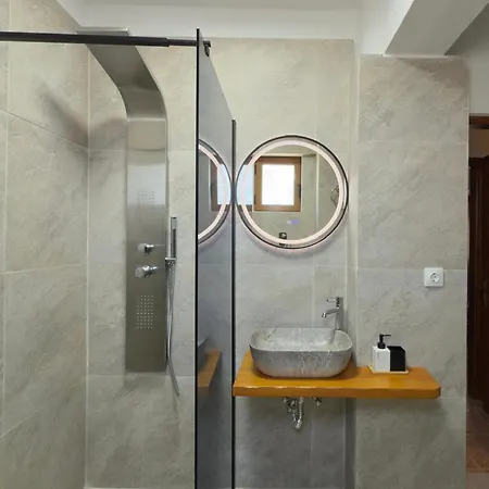 Del Mare Semesterbostad *